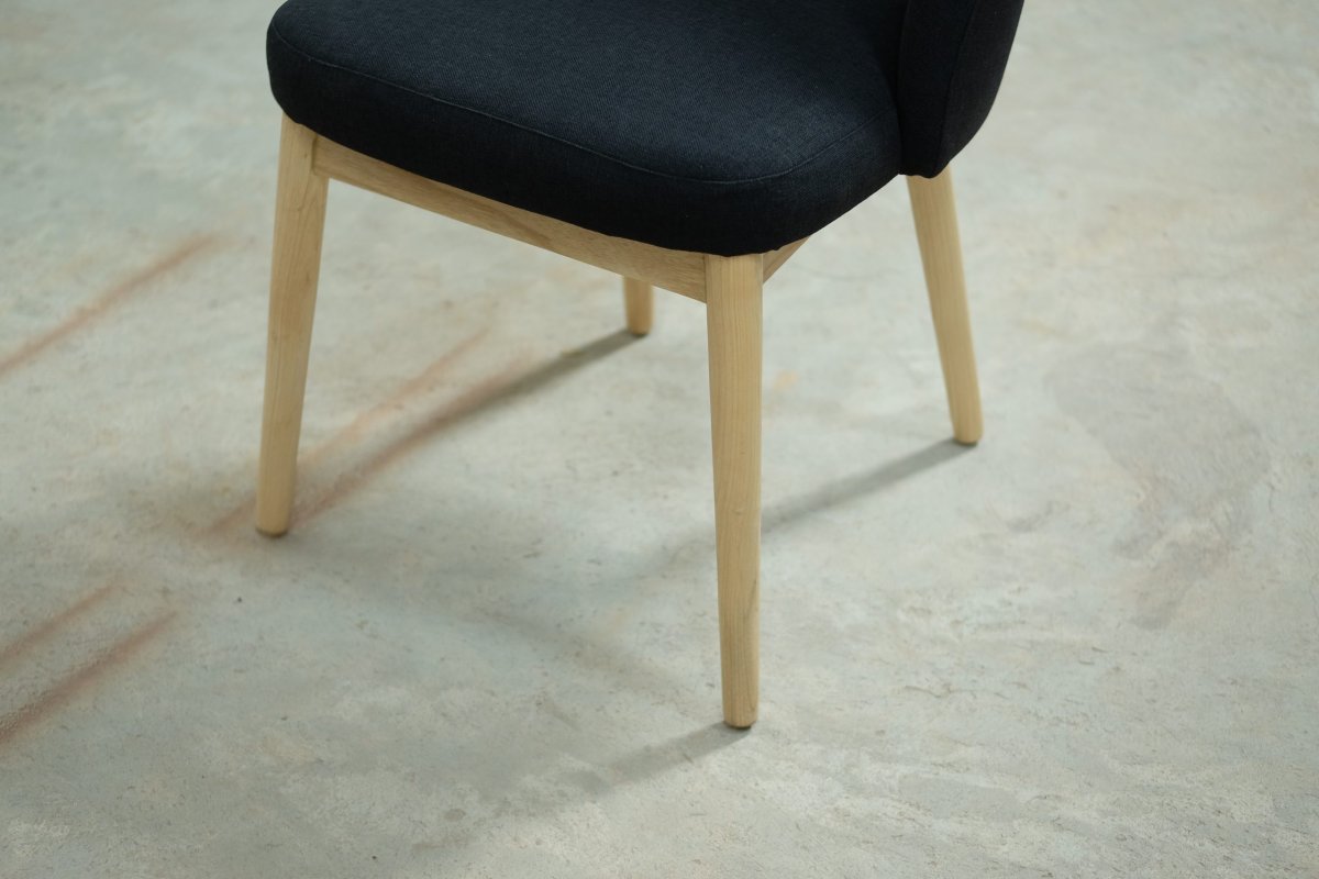 FEBY CHAIR UPH
